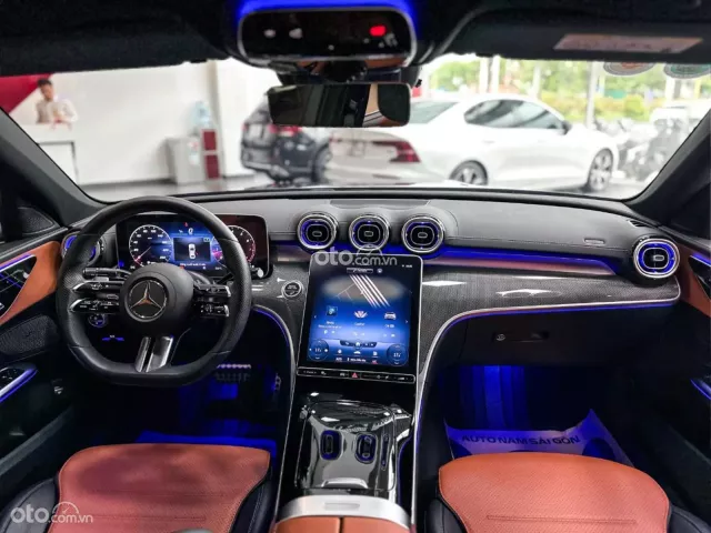 Mercedes-Benz C300 AMG 2022 7