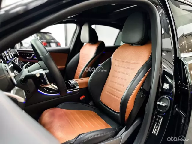 Mercedes-Benz C300 AMG 2022 8