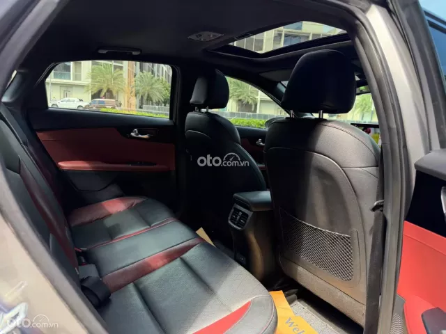 Kia K3 1.6 Premium 2022 11