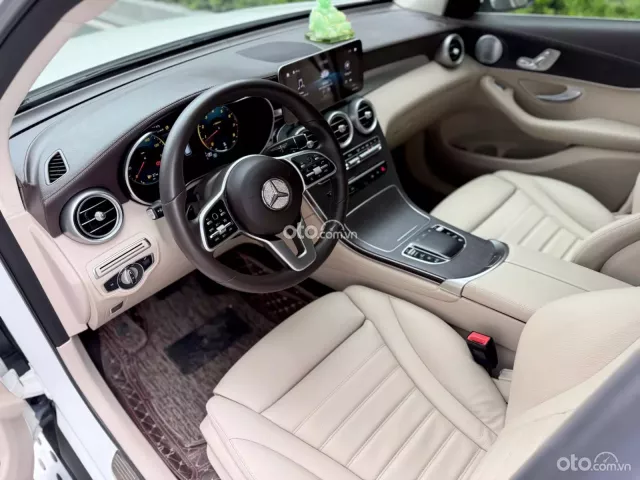 Mercedes-Benz GLC 300 4Matic 2020 16