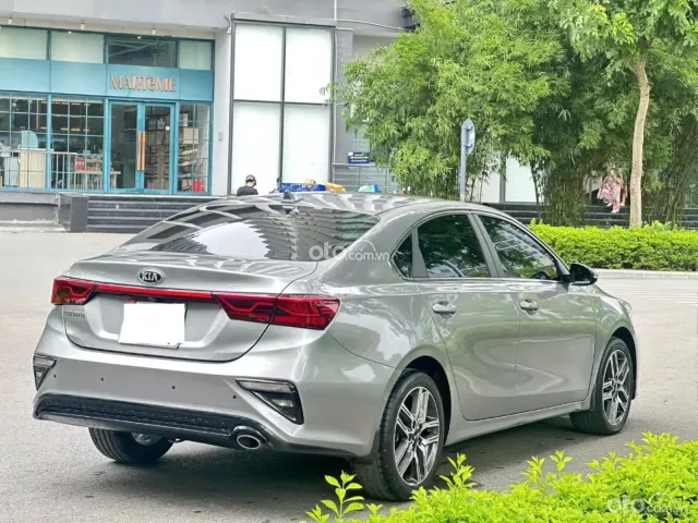 Kia Cerato 1.6 AT Luxury 2019 5