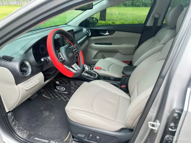 Kia Cerato 1.6 AT Luxury 2019 6
