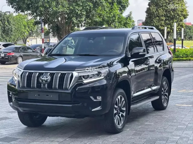 Toyota Land Cruiser Prado VX 2022 3