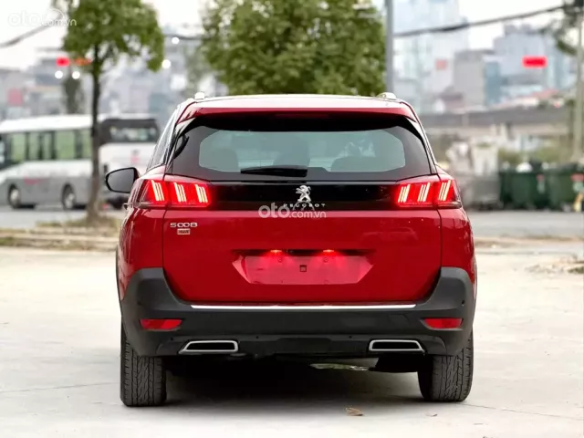 Peugeot 5008 2023 5