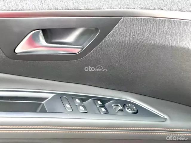 Peugeot 5008 2023 12