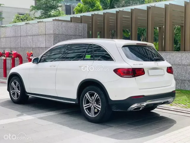 Mercedes-Benz GLC 200 4Matic 2022 4