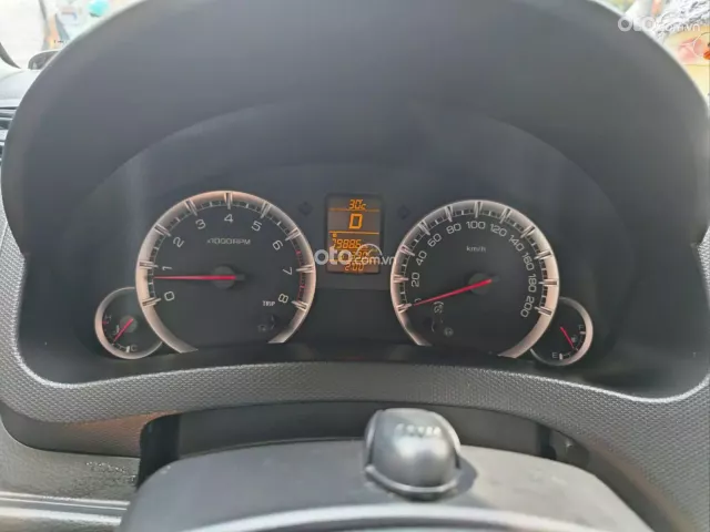 Suzuki Swift GL 1.2 CVT 2016 3