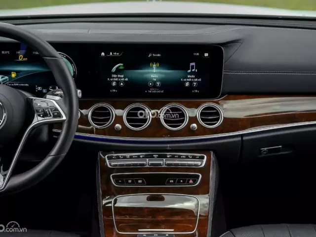 Mercedes-Benz E200 Exclusive V1 2022 20