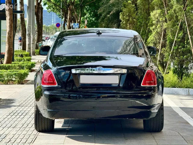 Rolls-Royce Ghost Series II  2010 13