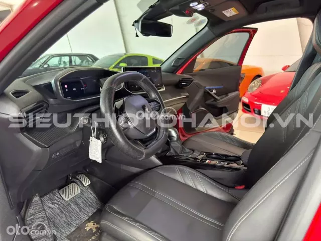 Peugeot 2008 Premium 2025 7
