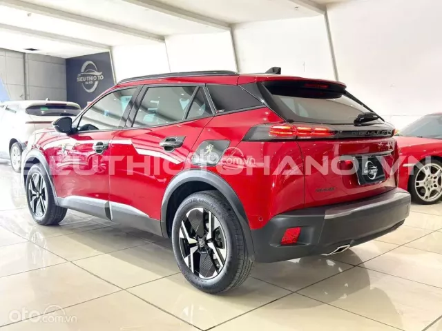 Peugeot 2008 Premium 2025 4