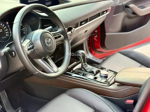 Mazda CX-30 2.0L Luxury 2024 8