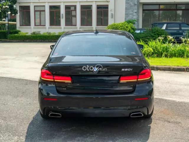 BMW 520i Luxury Line 2022 9