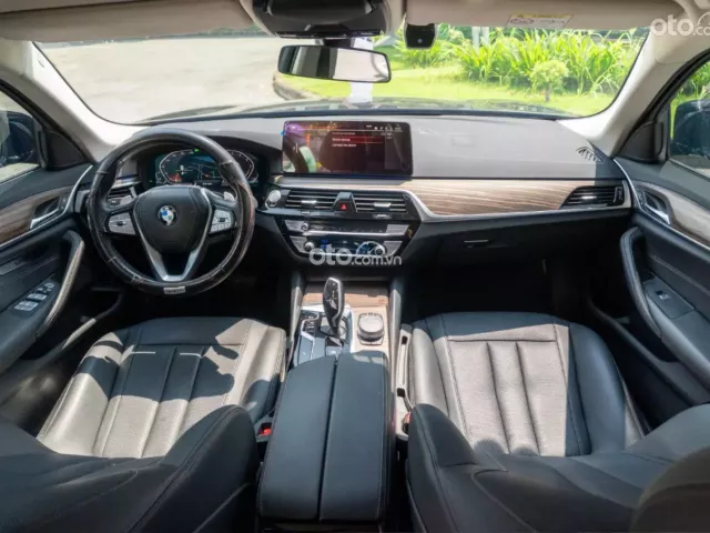 BMW 520i Luxury Line 2022 11