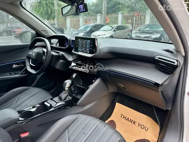 Peugeot 2008 GT Line 2022 15