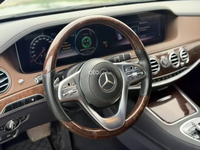 Mercedes-Benz S450 4Matic 2017 9