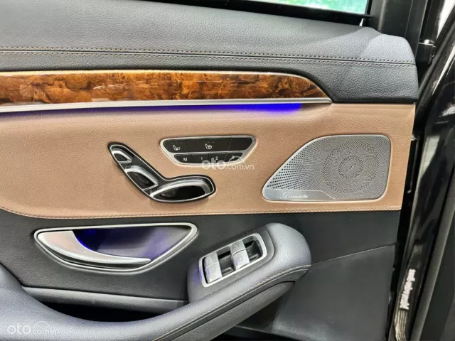 Mercedes-Benz S400 3.0 V6 2015 6