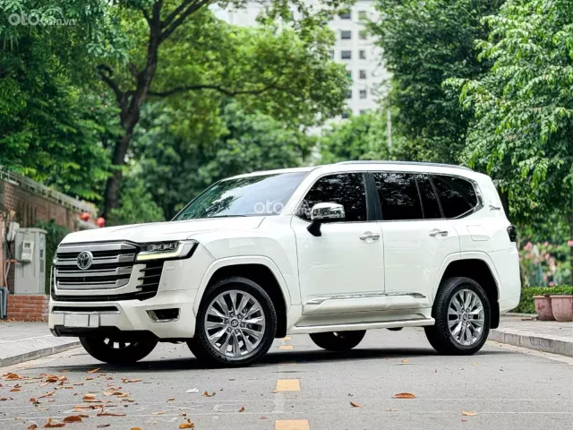 Toyota Land Cruiser V6 3.5L TURBO 2022 4