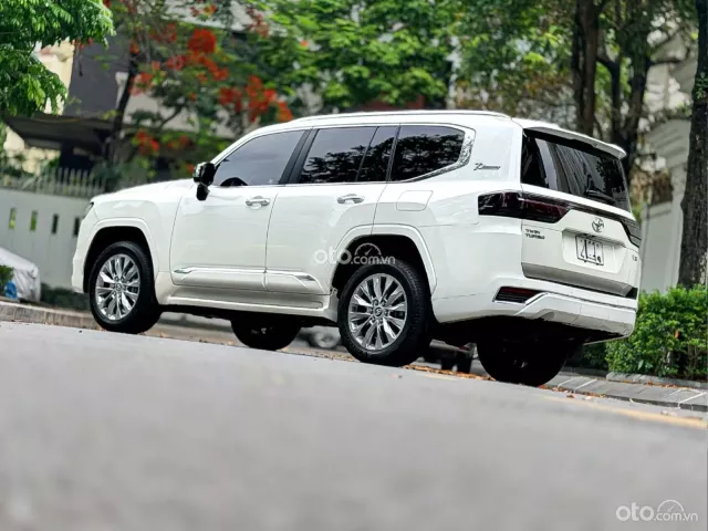 Toyota Land Cruiser V6 3.5L TURBO 2022 5