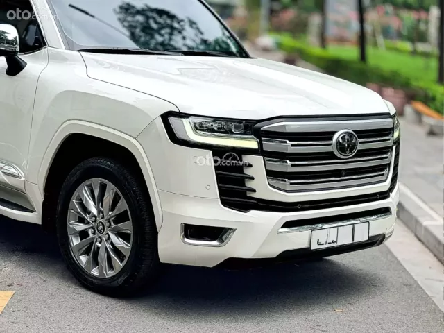Toyota Land Cruiser V6 3.5L TURBO 2022 9