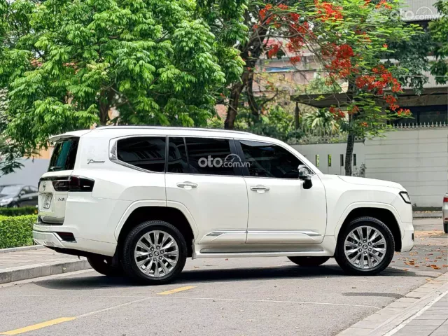 Toyota Land Cruiser V6 3.5L TURBO 2022 11