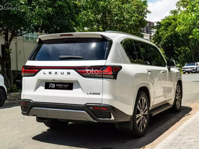 Lexus LX 600 Urban 2024 6