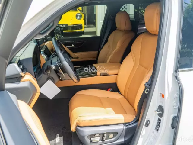 Lexus LX 600 Urban 2024 22