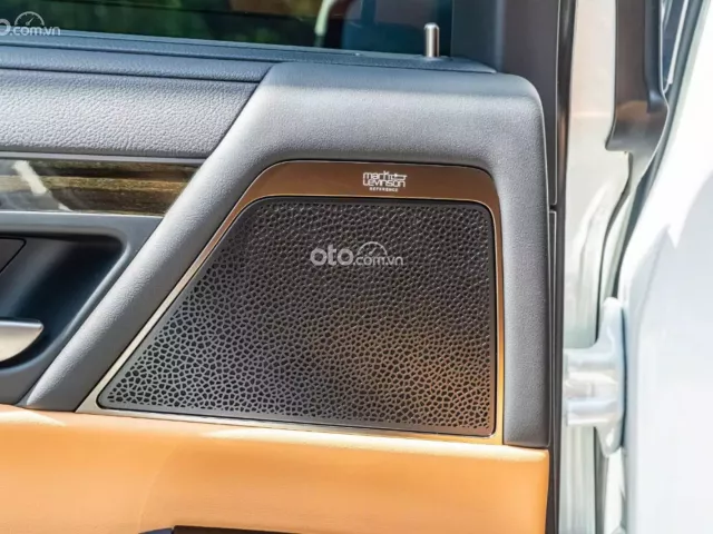 Lexus LX 600 Urban 2024 24