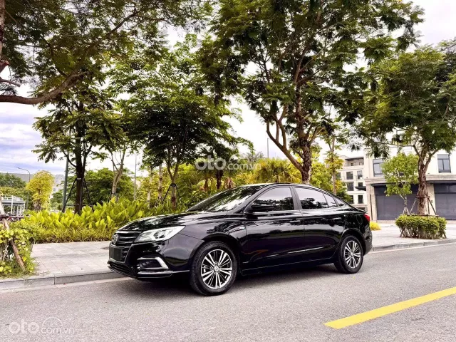 MG 5 1.5L CVT STD 2023 3
