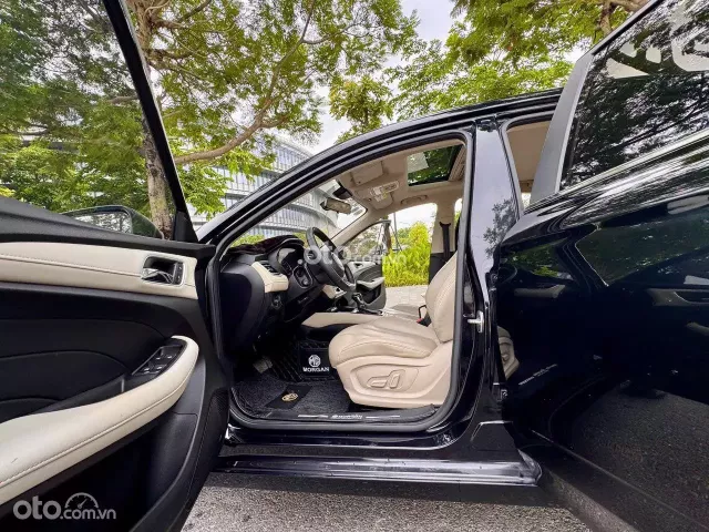 MG 5 1.5L CVT STD 2023 11