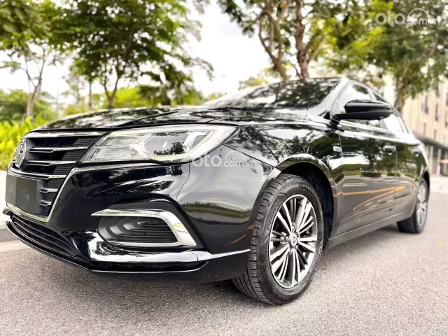MG 5 1.5L CVT STD 2023 6
