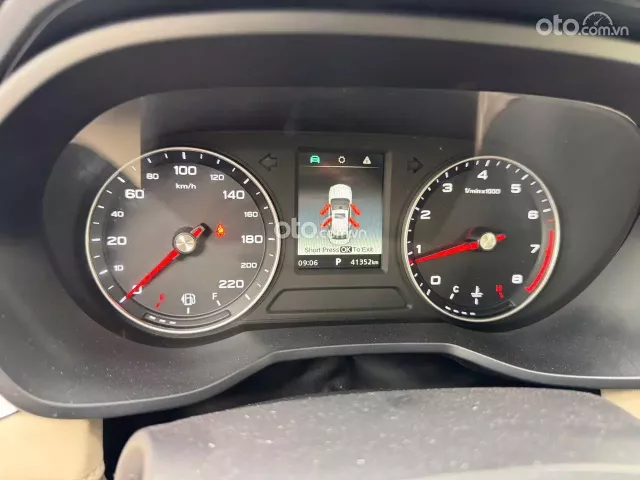 MG 5 1.5L CVT STD 2023 13