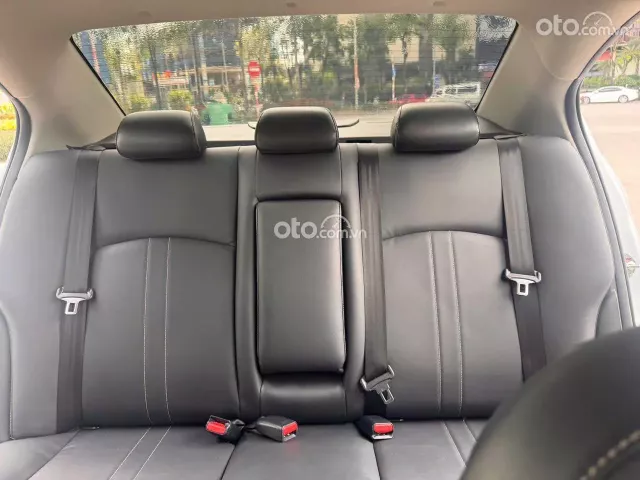 Mitsubishi Attrage CVT Premium 2021 13