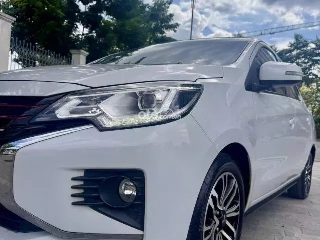 Mitsubishi Attrage CVT Premium 2021 3