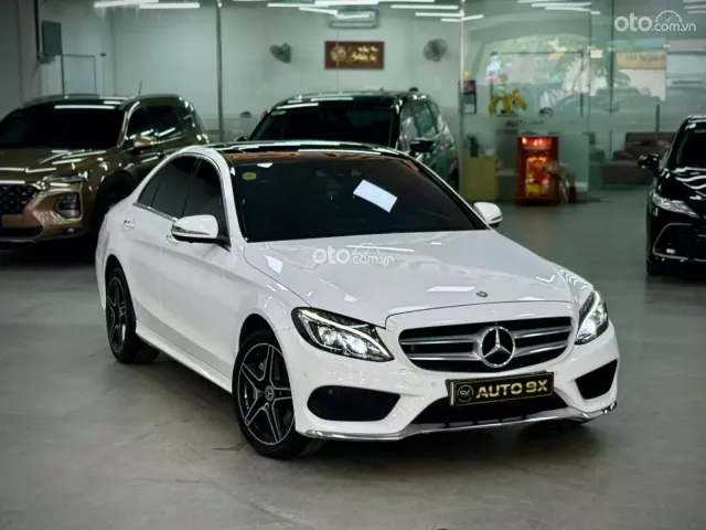 Mercedes-Benz C300 AMG 2017 2