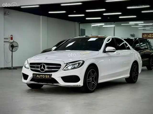 Mercedes-Benz C300 AMG 2017 3