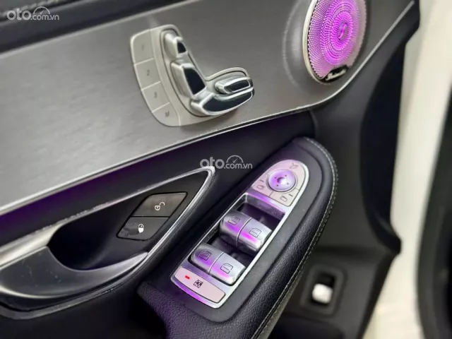 Mercedes-Benz C300 AMG 2017 19
