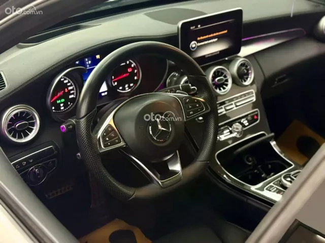 Mercedes-Benz C300 AMG 2017 15