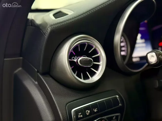 Mercedes-Benz C300 AMG 2017 23