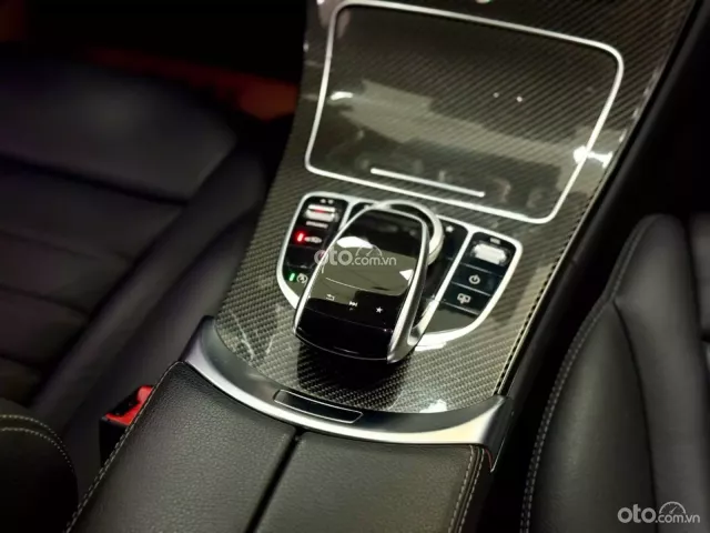 Mercedes-Benz C300 AMG 2017 16