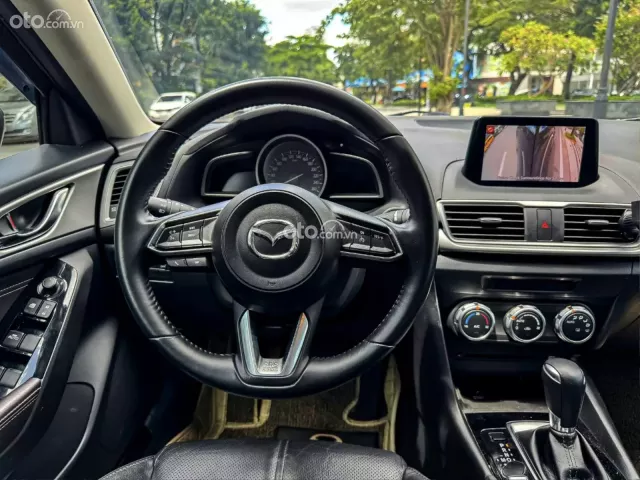 Mazda 3 Sedan 1.5L Luxury 2020 8