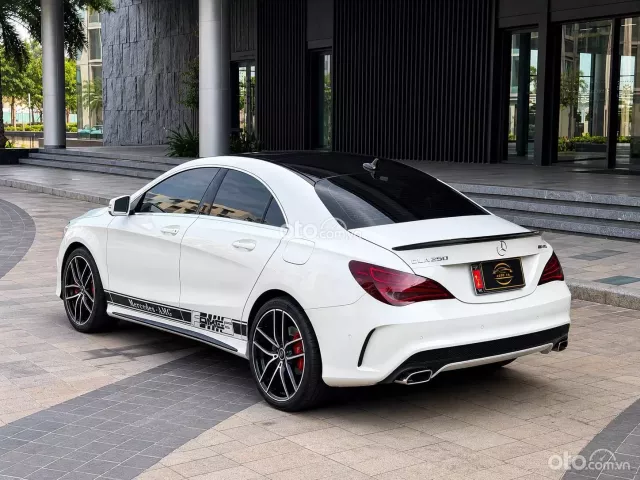 Mercedes-Benz CLA 250 4Matic 2014 8