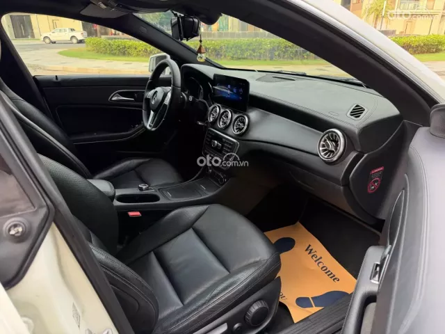 Mercedes-Benz CLA 250 4Matic 2014 10