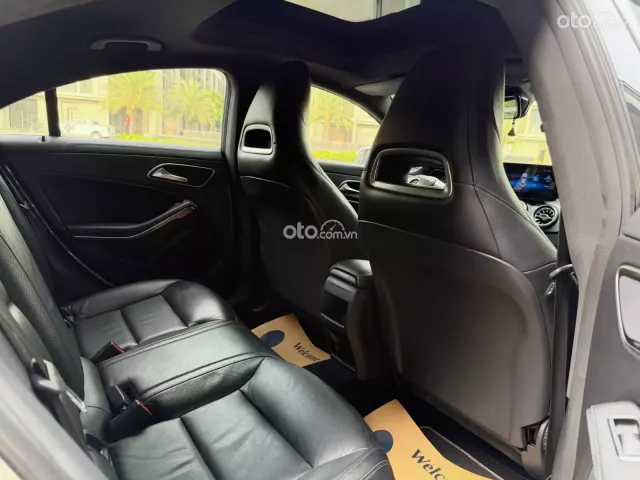 Mercedes-Benz CLA 250 4Matic 2014 12