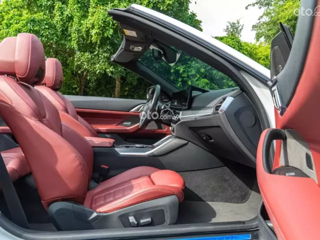 BMW 430i Convertible 2023 7