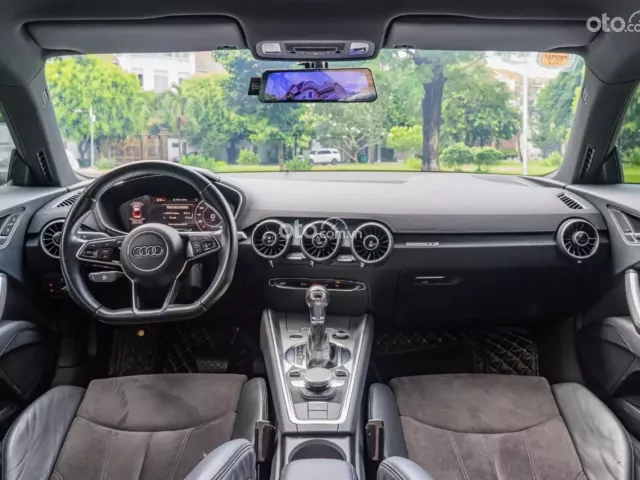 Audi TT S-line 2016 5
