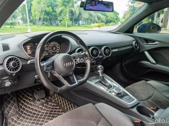 Audi TT S-line 2016 10