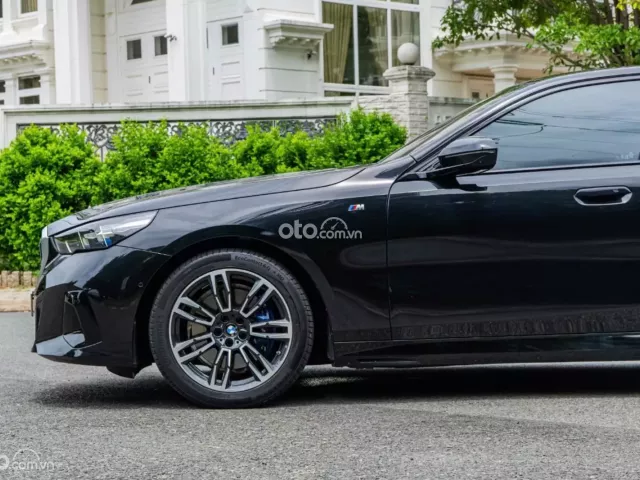 BMW 530i M Sport 2025 13
