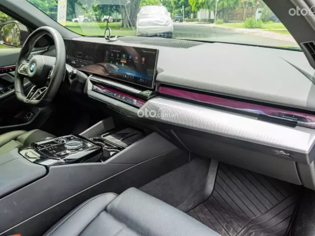 BMW 530i M Sport 2025 24