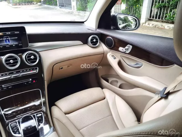 Mercedes-Benz GLC 200 4Matic 2018 5